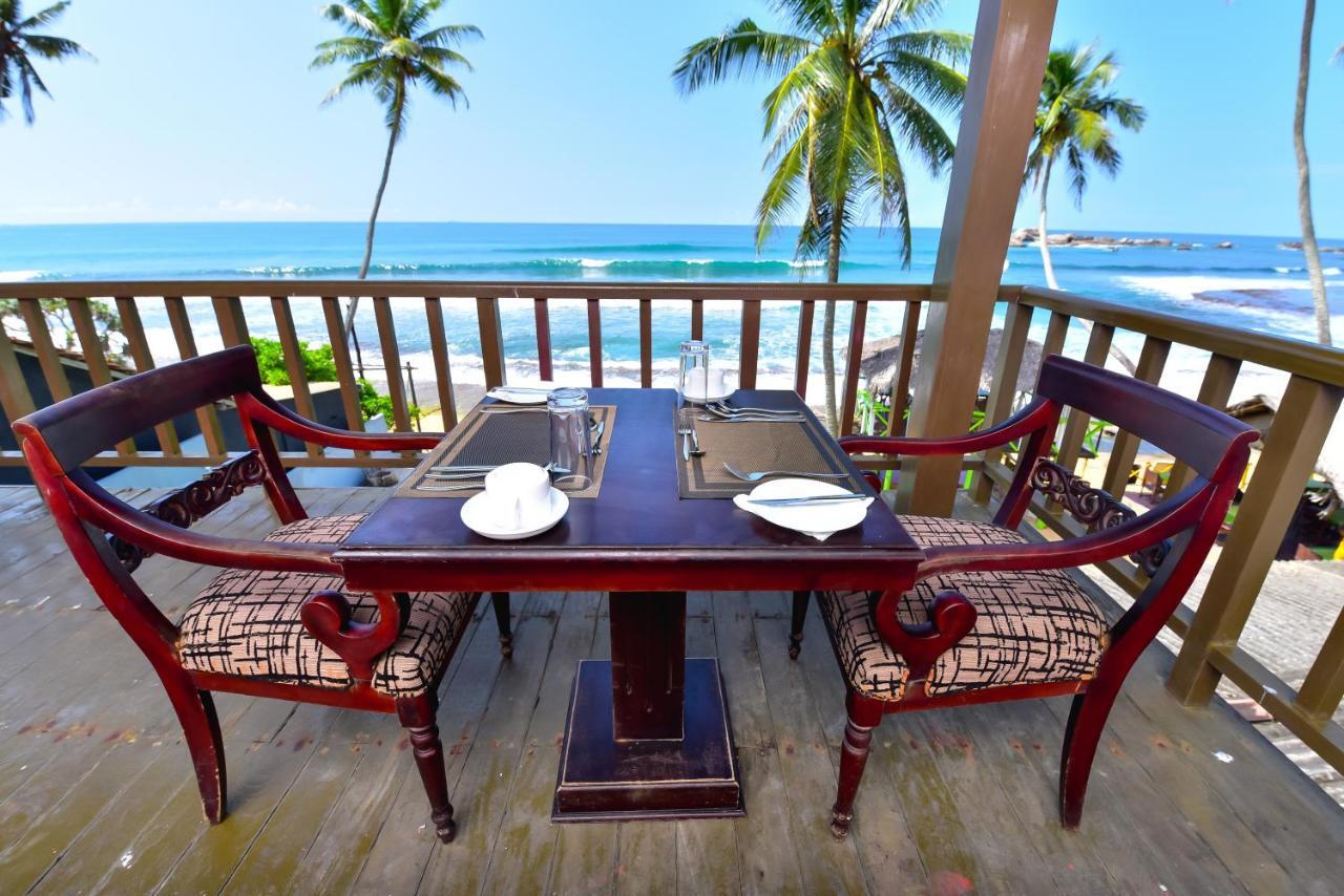 Lucky Seven Beach Resort Hikkaduwa Exterior foto